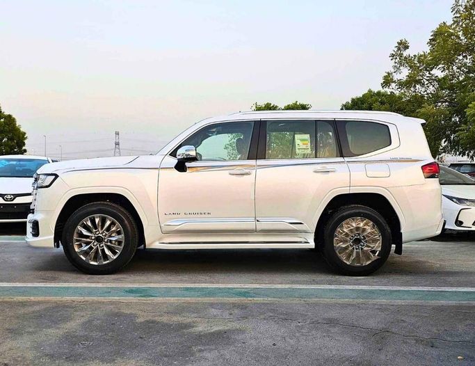 New Toyota Land Cruiser 300 Series, 3.4 l, 2025 in Dubai by SK Motors, White color. GCC Specs | AUTO.AE