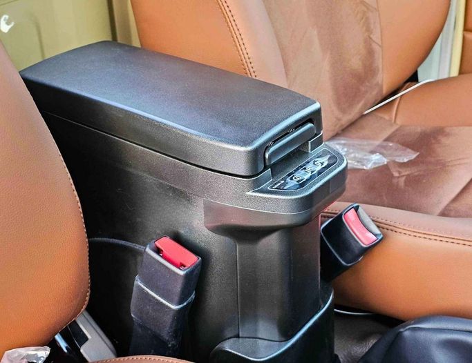 New Toyota Land Cruiser 70 Series Facelift 2, 2.8 l, 2025 in Dubai by SK Motors, Beige color. GCC Specs | AUTO.AE