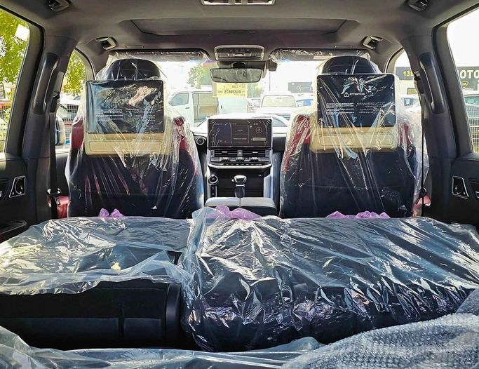 Новый Toyota Land Cruiser 300 Series, 3.4 л, 2022 в Дубае от SK Motors Черный цвет. GCC | AUTO.AE