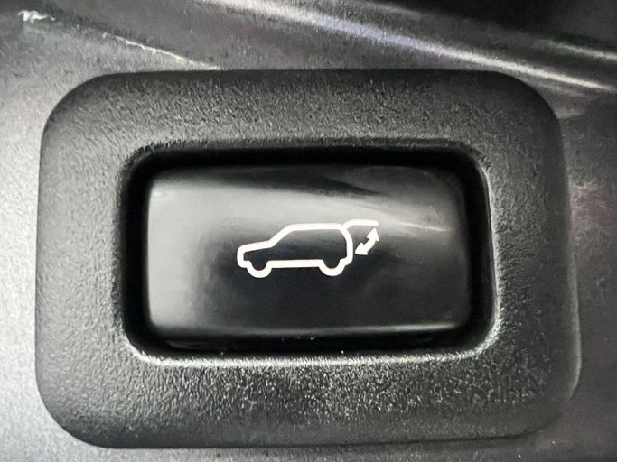 Used Toyota Land Cruiser 200 Series Facelift 2, 4.5 l, 2020 in Dubai by Alhamd Motors, Grey color. Other | AUTO.AE