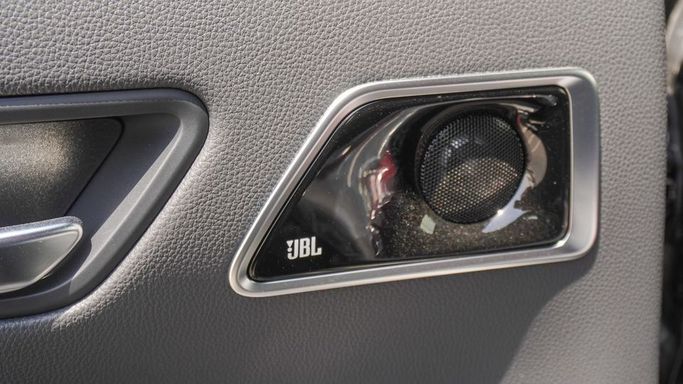 Новый Toyota Land Cruiser 300 Series, 3.4 л, 2025 в Дубае от Najem Motors Черный цвет. GCC | AUTO.AE