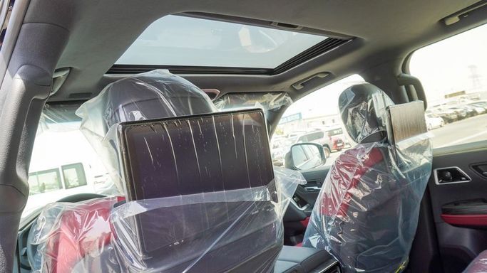 Новый Toyota Land Cruiser 300 Series, 3.4 л, 2025 в Дубае от Najem Motors Черный цвет. GCC | AUTO.AE