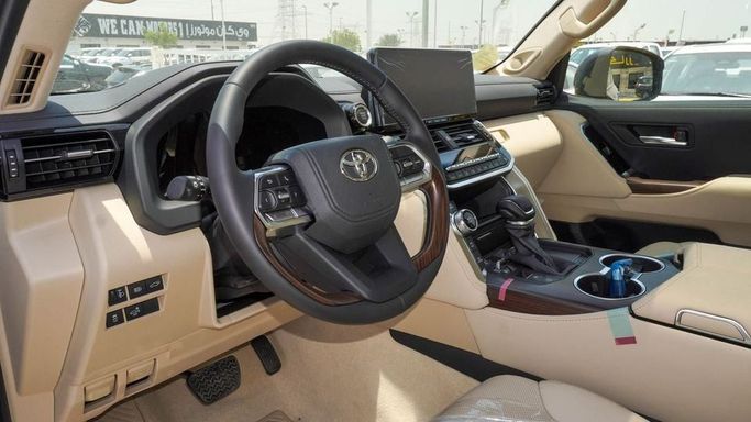 Новый Toyota Land Cruiser 300 Series, 3.4 л, 2025 в Дубае от Najem Motors Серый цвет. GCC | AUTO.AE