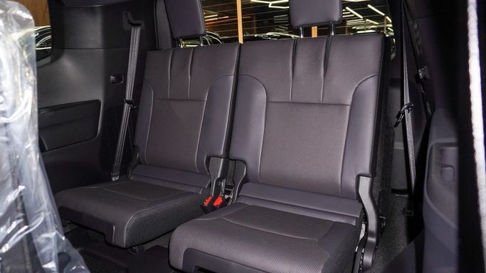 Новый Toyota Land Cruiser 300 Series, 4.0 л, 2025 в Дубае от Najem Motors Черный цвет. GCC | AUTO.AE