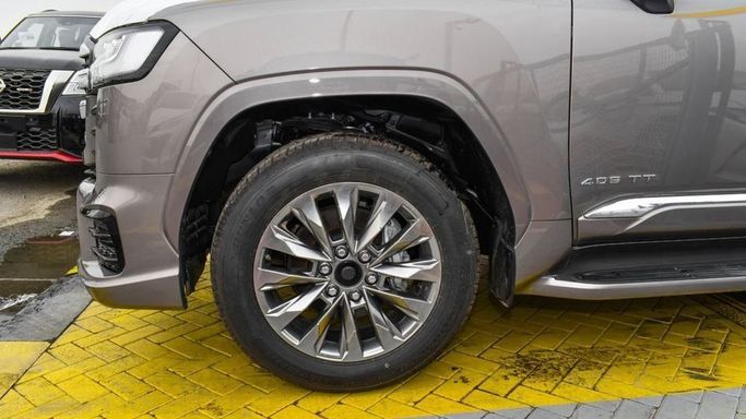 Новый Toyota Land Cruiser 300 Series, 3.4 л, 2023 в Дубае от Najem Motors Серый цвет. GCC | AUTO.AE