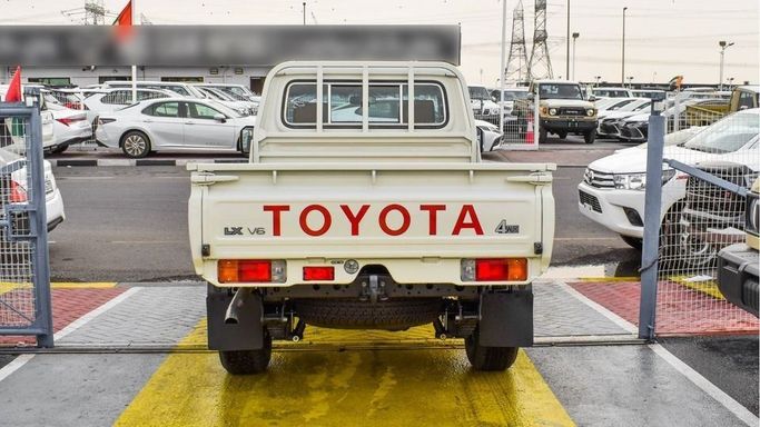 New Toyota Land Cruiser 70 Series Facelift 2, 4.0 l, 2024 in Dubai by Najem Motors, White color. GCC Specs | AUTO.AE