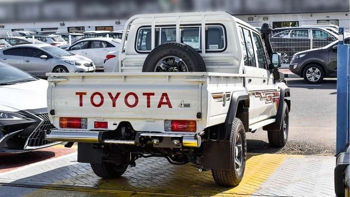 New Toyota Land Cruiser 70 Series Facelift 2, 4.0 l, 2024 in Dubai by Najem Motors, White color. GCC Specs | AUTO.AE