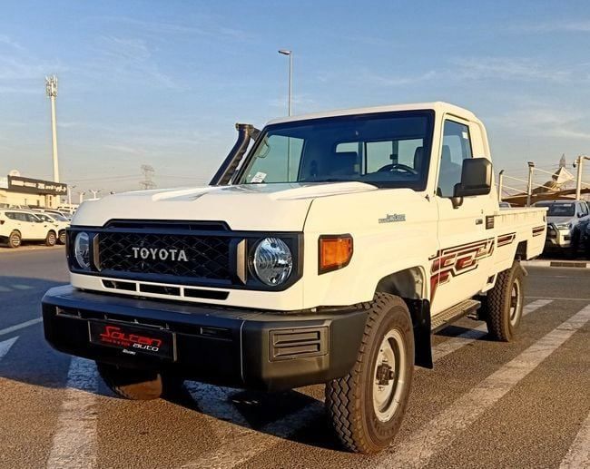 New Toyota Land Cruiser 70 Series Facelift 2, 4.5 l, 2025 in Dubai by Soltan Auto, White color. Other | AUTO.AE