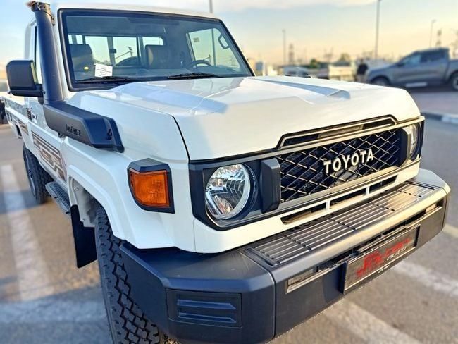 New Toyota Land Cruiser 70 Series Facelift 2, 4.5 l, 2025 in Dubai by Soltan Auto, White color. Other | AUTO.AE