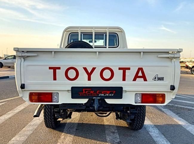 New Toyota Land Cruiser 70 Series Facelift 2, 4.5 l, 2025 in Dubai by Soltan Auto, White color. Other | AUTO.AE