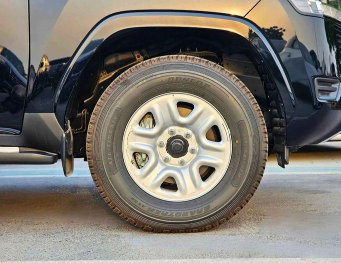 Новый Toyota Land Cruiser 300 Series, 3.3 л, 2024 в Дубае от SK Motors Черный цвет. Other | AUTO.AE