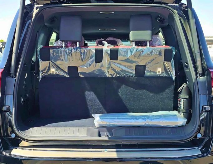 Новый Toyota Land Cruiser 300 Series, 3.3 л, 2025 в Дубае от SK Motors Черный цвет. Other | AUTO.AE