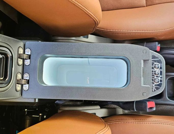 New Toyota Land Cruiser 70 Series Facelift 2, 4.0 l, 2025 in Dubai by SK Motors, Beige color. Other | AUTO.AE