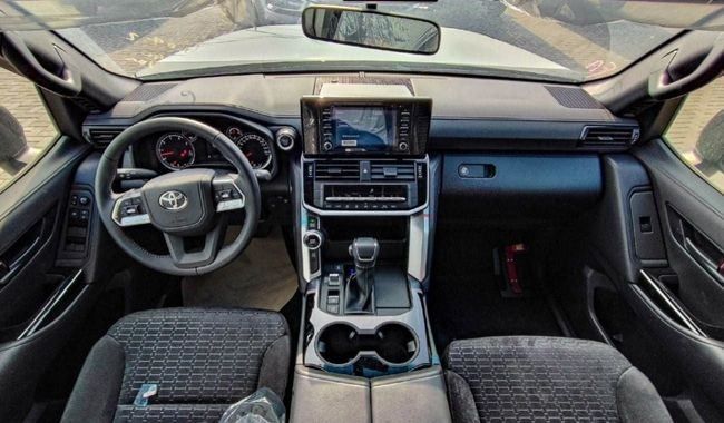 Новый Toyota Land Cruiser 300 Series, 3.3 л, 2025 в Дубае от Falcons GT Motors FZCO Черный цвет. Other | AUTO.AE