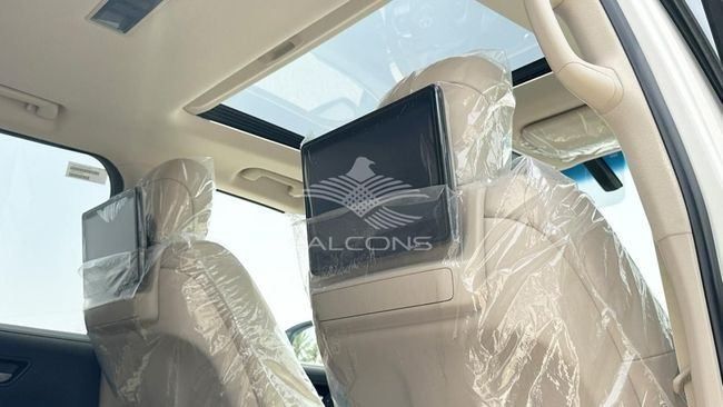 Новый Toyota Land Cruiser 300 Series, 3.4 л, 2024 в Дубае от Falcons GT Motors FZCO Белый цвет. Европейская | AUTO.AE