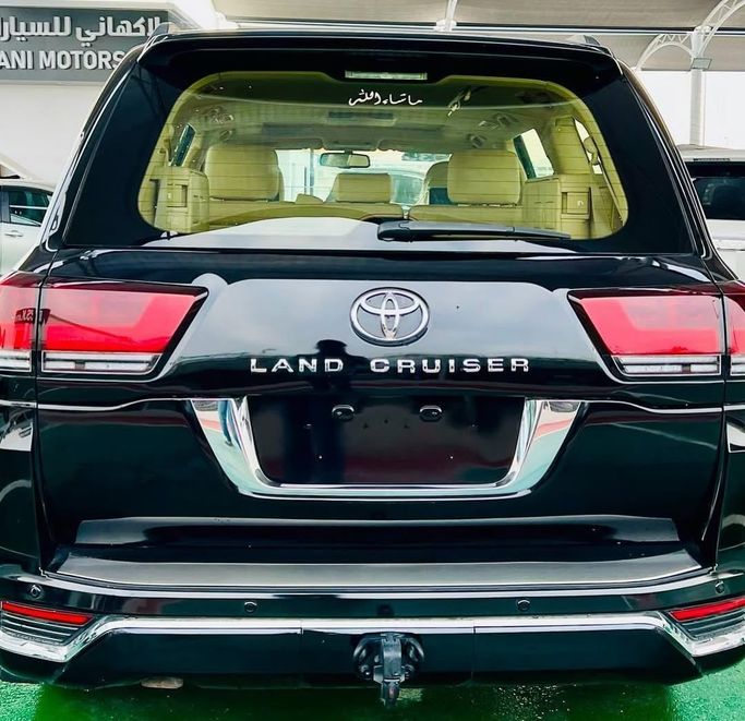 Used Toyota Land Cruiser 300 Series, 4.0 l, 2023 in Dubai by Lakhani Motors, Black color. Other | AUTO.AE