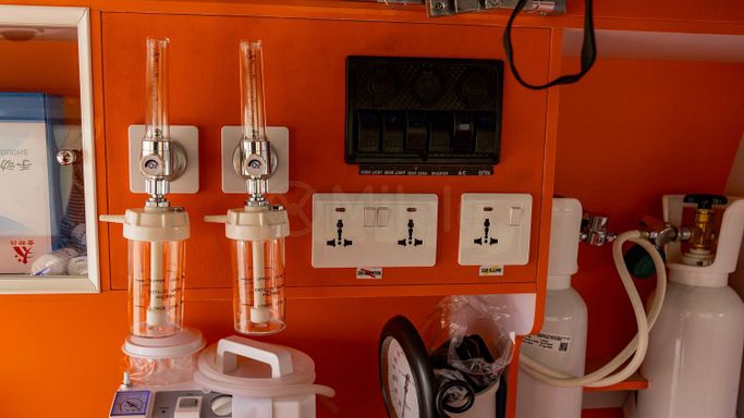 Новый Toyota Land Cruiser 70 Series Рестайлинг 2, 2.8 л, 2025 в Дубае от Milele Белый цвет. Other | AUTO.AE