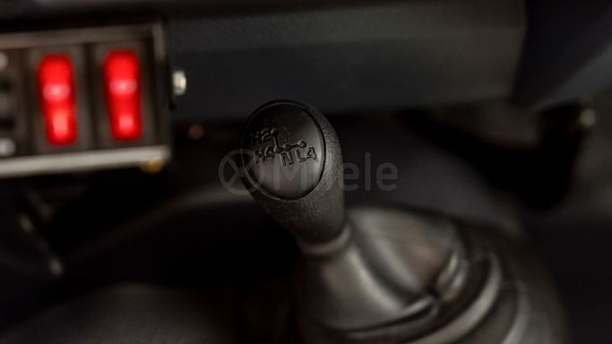 Новый Toyota Land Cruiser 70 Series Рестайлинг 2, 2.8 л, 2025 в Дубае от Milele Белый цвет. Other | AUTO.AE