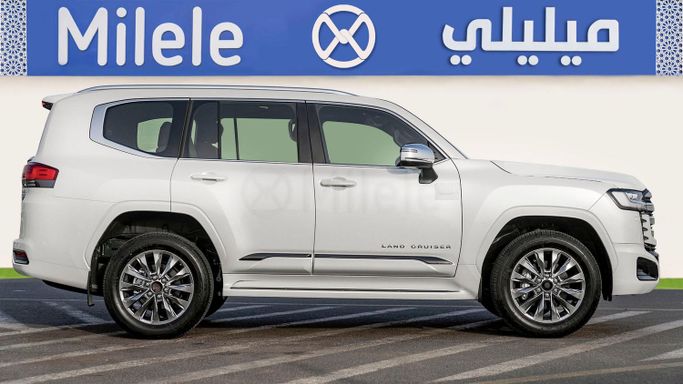 Новый Toyota Land Cruiser 300 Series, 3.4 л, 2025 в Дубае от Milele Белый цвет. Other | AUTO.AE