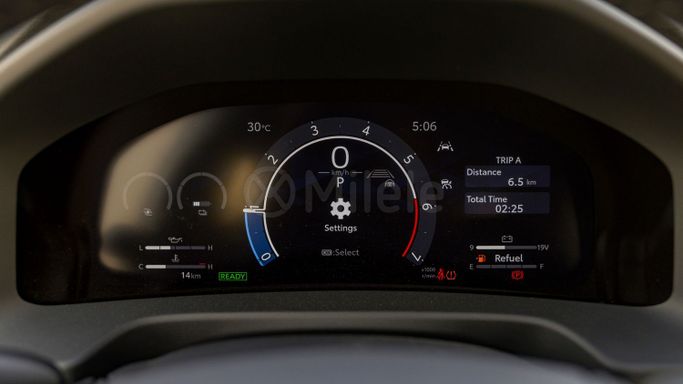 Новый Toyota Land Cruiser 300 Series, 3.4 л, 2025 в Дубае от Milele Черный цвет. Other | AUTO.AE