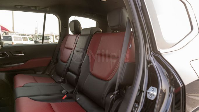 Новый Toyota Land Cruiser 300 Series, 3.4 л, 2025 в Дубае от Milele Черный цвет. Other | AUTO.AE