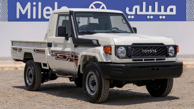 Новый Toyota Land Cruiser 70 Series Рестайлинг 2, 4.5 л, 2025 в Дубае от Milele Белый цвет. Other | AUTO.AE