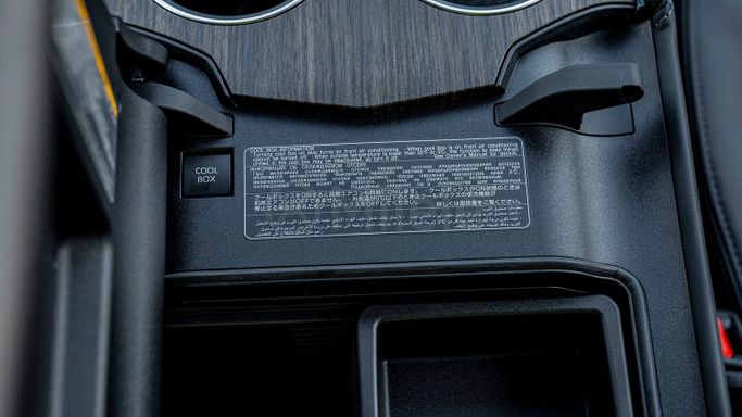 Новый Toyota Land Cruiser 300 Series, 3.4 л, 2025 в Дубае от Milele Черный цвет. Other | AUTO.AE