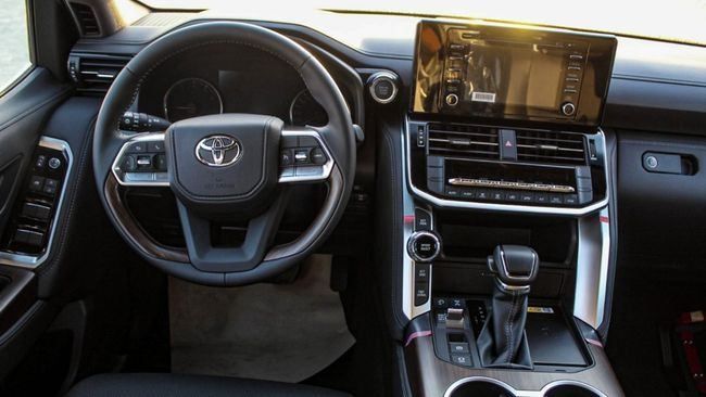 Новый Toyota Land Cruiser 300 Series, 4.0 л, 2023 в Дубае от Falcons GT Motors FZCO Черный цвет. Other | AUTO.AE