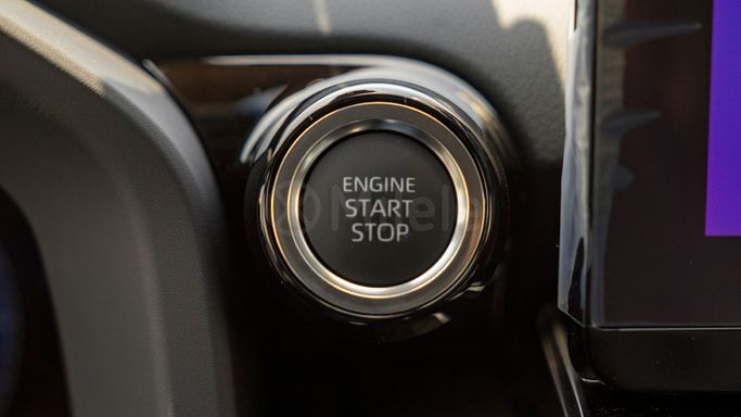 Новый Toyota Land Cruiser 300 Series, 3.3 л, 2025 в Дубае от Milele Серый цвет. Other | AUTO.AE