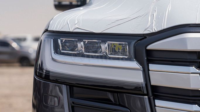 Новый Toyota Land Cruiser 300 Series, 3.3 л, 2025 в Дубае от Milele Серый цвет. Other | AUTO.AE