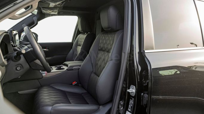 Новый Toyota Land Cruiser 300 Series, 3.4 л, 2025 в Дубае от Milele Черный цвет. Other | AUTO.AE