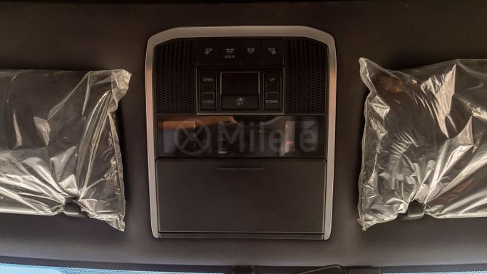 Новый Toyota Land Cruiser 300 Series, 3.4 л, 2025 в Дубае от Milele Черный цвет. Other | AUTO.AE