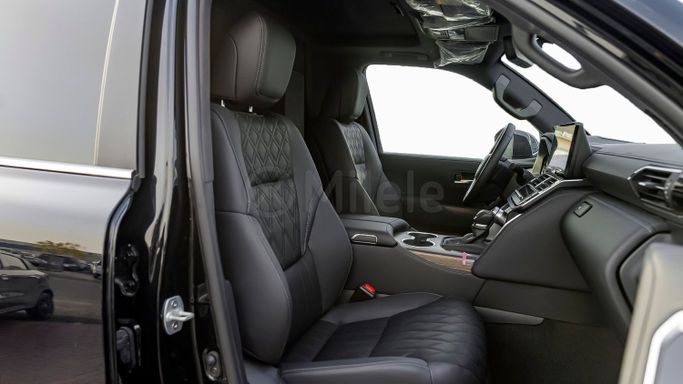 Новый Toyota Land Cruiser 300 Series, 3.4 л, 2025 в Дубае от Milele Черный цвет. Other | AUTO.AE