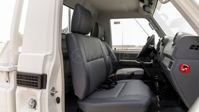 Новый Toyota Land Cruiser 70 Series Рестайлинг 2, 4.0 л, 2025 в Дубае от Milele Белый цвет. Other | AUTO.AE