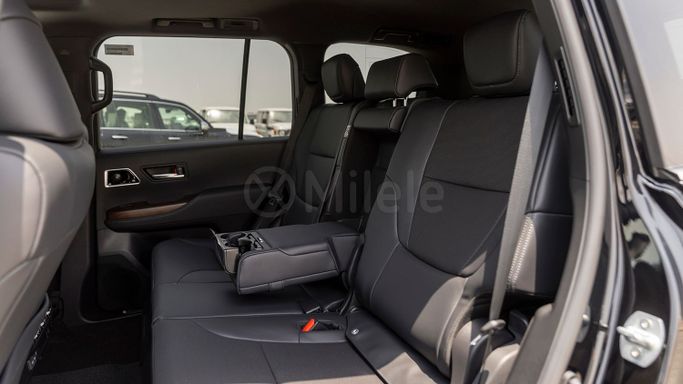 Новый Toyota Land Cruiser 300 Series, 3.3 л, 2025 в Дубае от Milele Черный цвет. Other | AUTO.AE