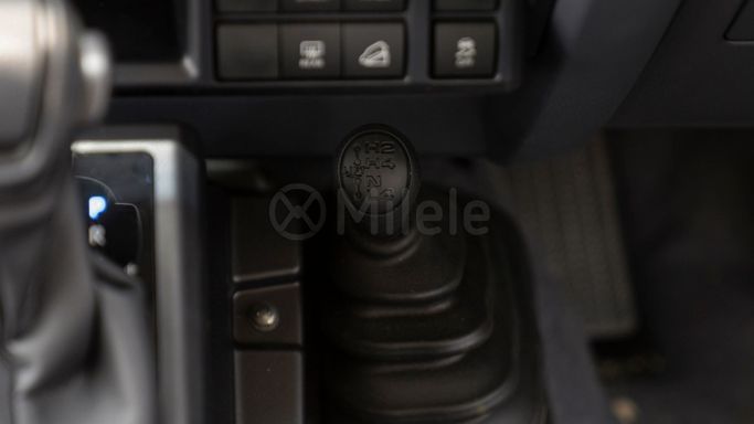Новый Toyota Land Cruiser 70 Series Рестайлинг 2, 2.8 л, 2025 в Дубае от Milele Белый цвет. Other | AUTO.AE