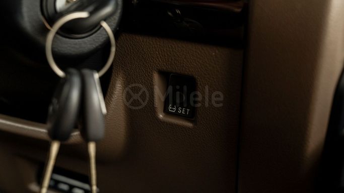 Новый Toyota Land Cruiser 70 Series Рестайлинг 2, 2.8 л, 2025 в Дубае от Milele Белый цвет. Other | AUTO.AE