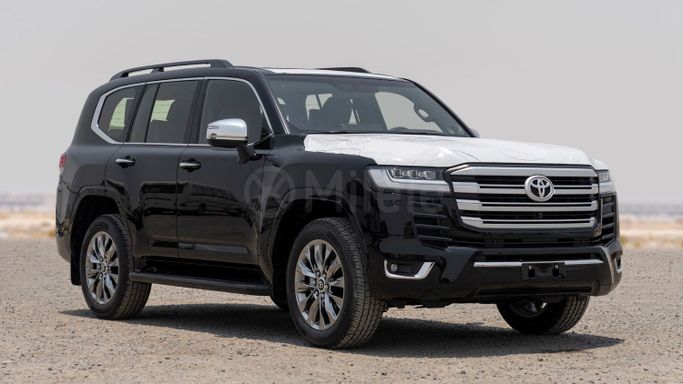 Новый Toyota Land Cruiser 300 Series, 3.3 л, 2025 в Дубае от Milele Черный цвет. Other | AUTO.AE