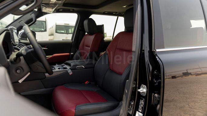 Новый Toyota Land Cruiser 300 Series, 3.3 л, 2025 в Дубае от Milele Черный цвет. Other | AUTO.AE
