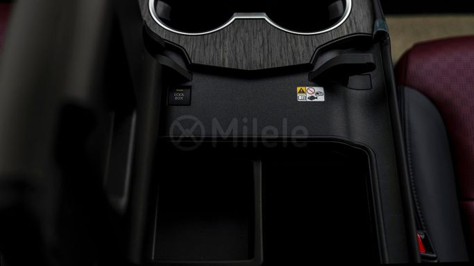 Новый Toyota Land Cruiser 300 Series, 3.3 л, 2025 в Дубае от Milele Черный цвет. Other | AUTO.AE