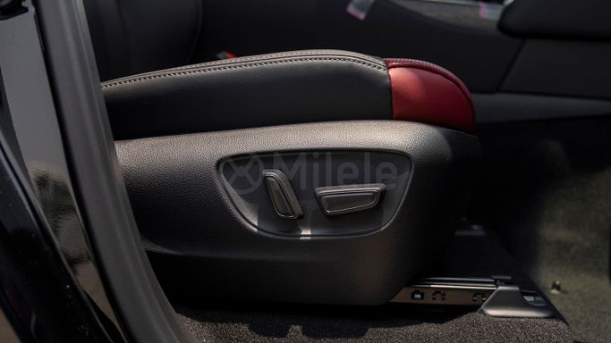 Новый Toyota Land Cruiser 300 Series, 3.3 л, 2025 в Дубае от Milele Черный цвет. Other | AUTO.AE