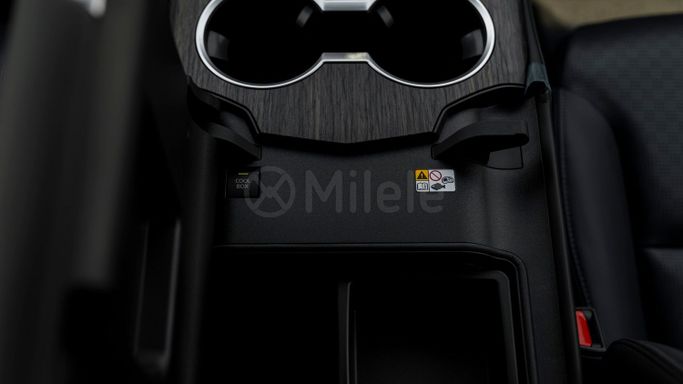 Новый Toyota Land Cruiser 300 Series, 3.3 л, 2025 в Дубае от Milele Серый цвет. Other | AUTO.AE