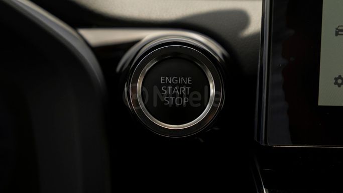 Новый Toyota Land Cruiser 300 Series, 3.3 л, 2025 в Дубае от Milele Серебристый цвет. Other | AUTO.AE