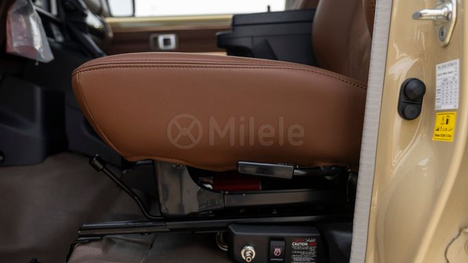 Новый Toyota Land Cruiser 70 Series Рестайлинг 2, 2.8 л, 2025 в Дубае от Milele Бежевый цвет. Other | AUTO.AE