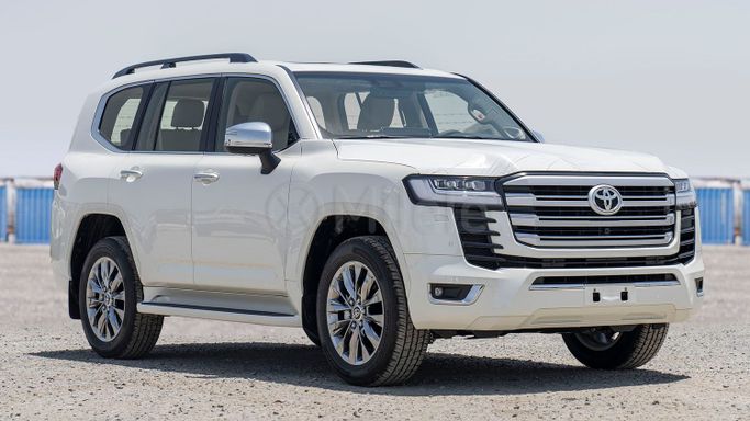 Новый Toyota Land Cruiser 300 Series, 3.3 л, 2025 в Дубае от Milele Белый цвет. Other | AUTO.AE