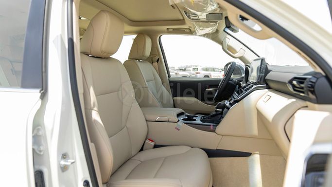 Новый Toyota Land Cruiser 300 Series, 3.3 л, 2025 в Дубае от Milele Белый цвет. Other | AUTO.AE
