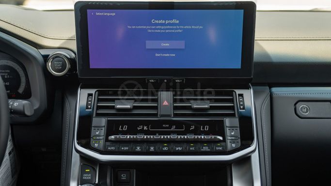 Новый Toyota Land Cruiser 300 Series, 3.3 л, 2025 в Дубае от Milele Серебристый цвет. Other | AUTO.AE