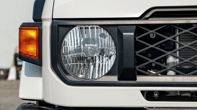 Новый Toyota Land Cruiser 70 Series Рестайлинг 2, 4.0 л, 2025 в Дубае от Milele Белый цвет. Other | AUTO.AE