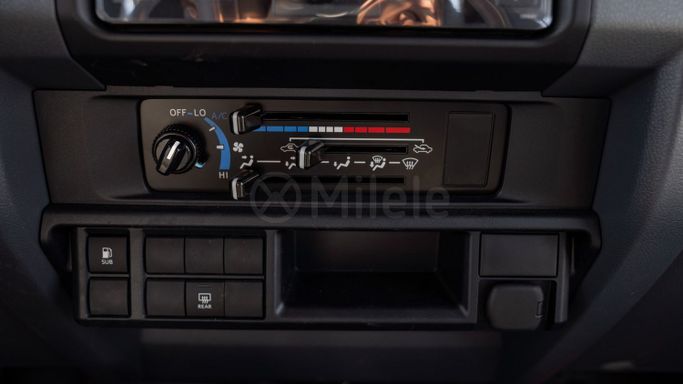 Новый Toyota Land Cruiser 70 Series Рестайлинг 2, 4.0 л, 2024 в Дубае от Milele Белый цвет. Other | AUTO.AE