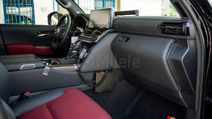 Новый Toyota Land Cruiser 300 Series, 3.4 л, 2025 в Дубае от Milele Черный цвет. Other | AUTO.AE